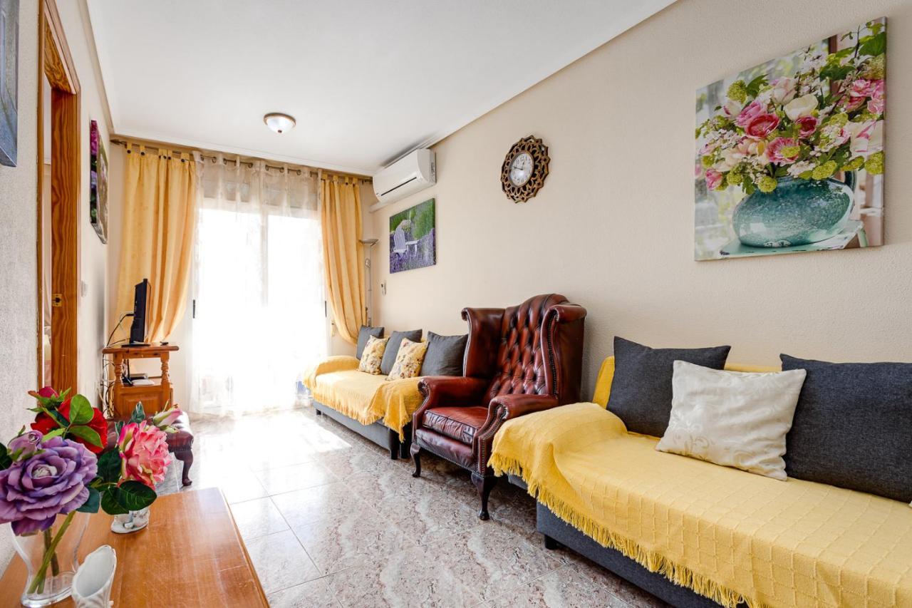Apartament Caballero De Rodas Torrevieja Buitenkant foto