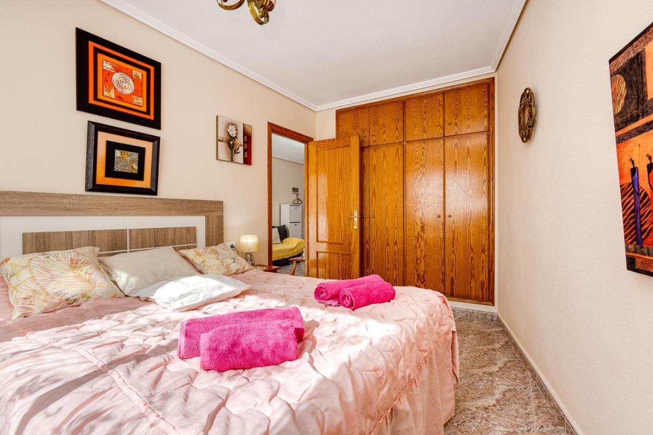 Apartament Caballero De Rodas Torrevieja Buitenkant foto