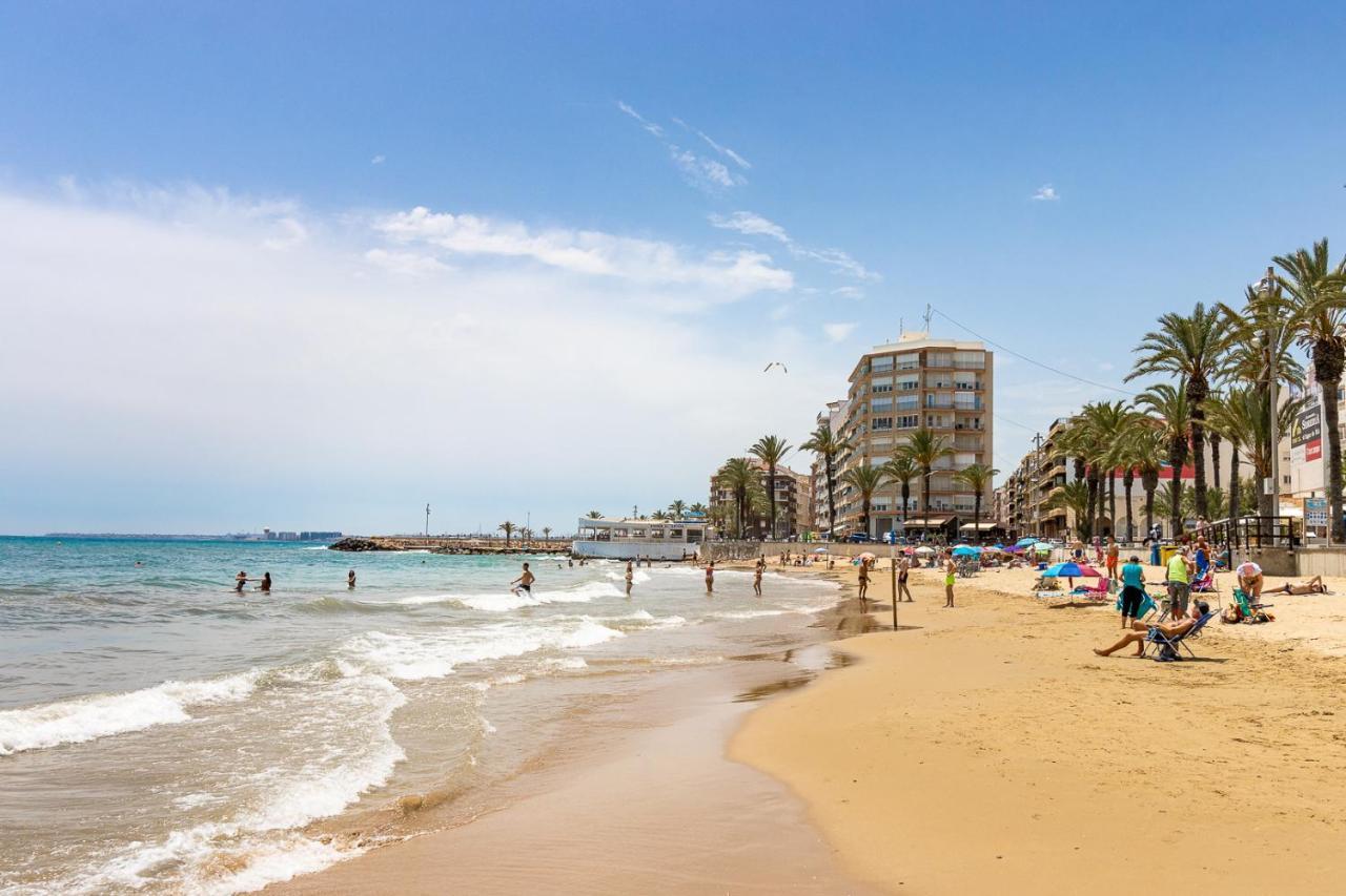 Apartament Caballero De Rodas Torrevieja Buitenkant foto