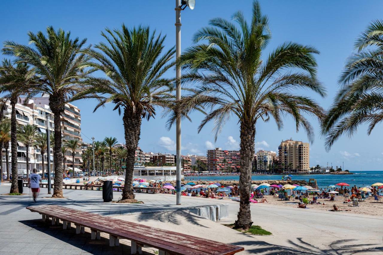 Apartament Caballero De Rodas Torrevieja Buitenkant foto